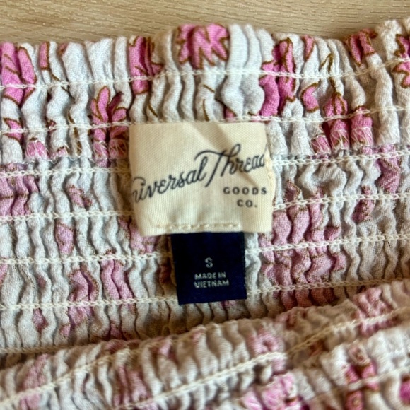 Universal Thread Pink Floral Smocked Dress 100% cotton Size Small - Picture 3 of 6